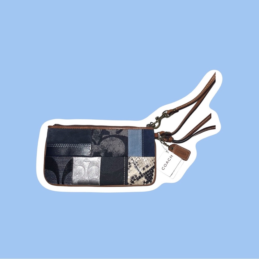 RARE y2k Coach patchwork wristlet